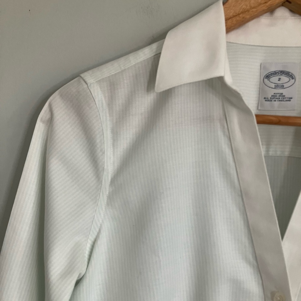 BROOKS BROTHERS Mint Green and White Striped Cotton Button Down Size 2 - Picture 2 of 13